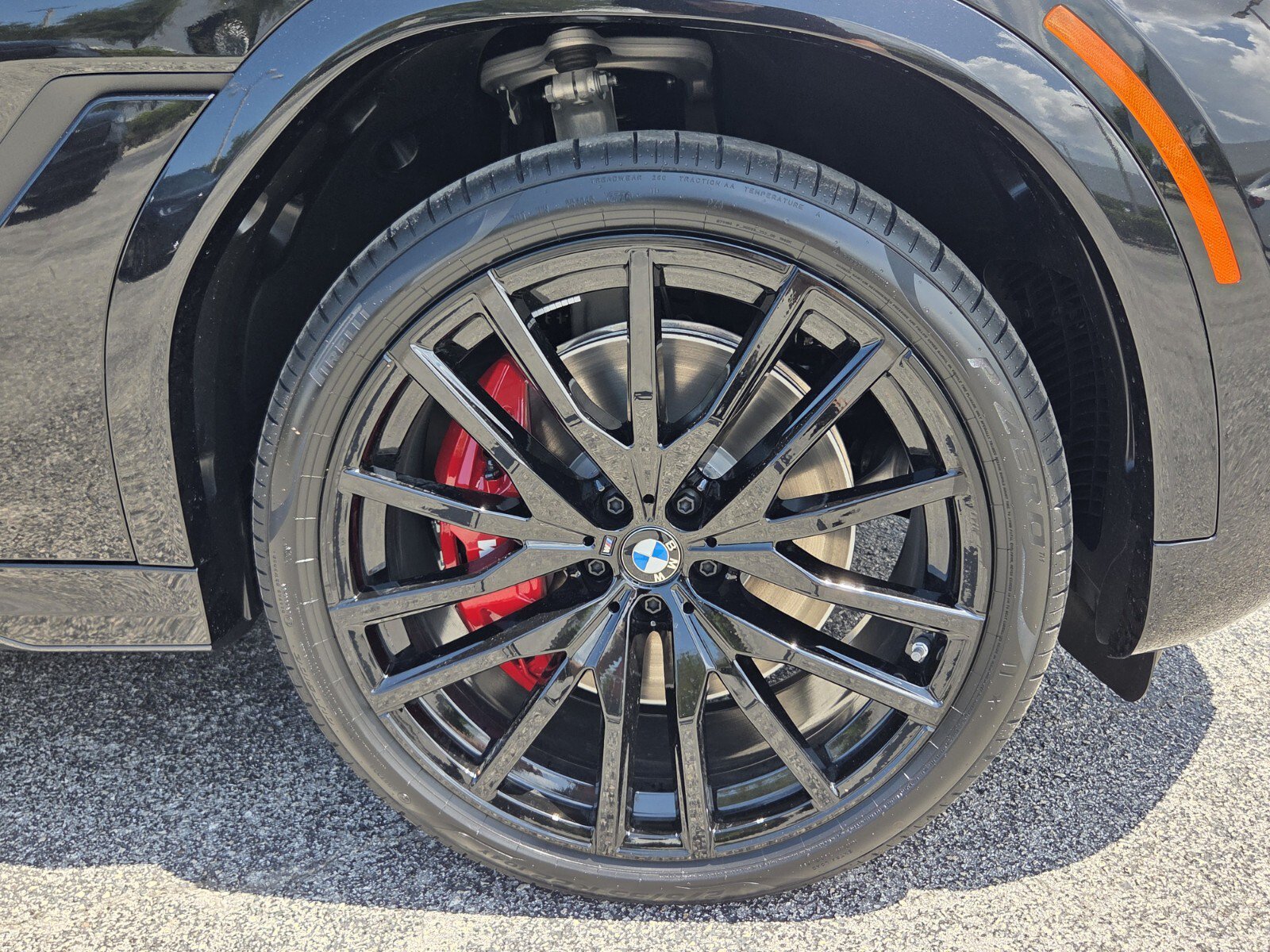New 2027 BMW X6 M60i AWD/4WD image 9