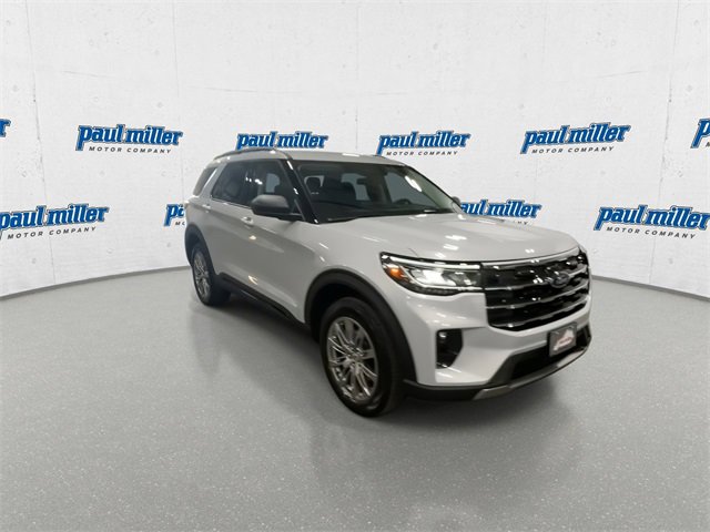 New 2026 Ford Explorer Active w/ Active Comfort Package image 3