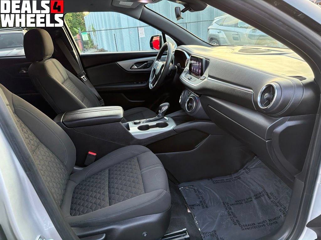 Used 2021 Chevrolet Blazer LT FWD image 32