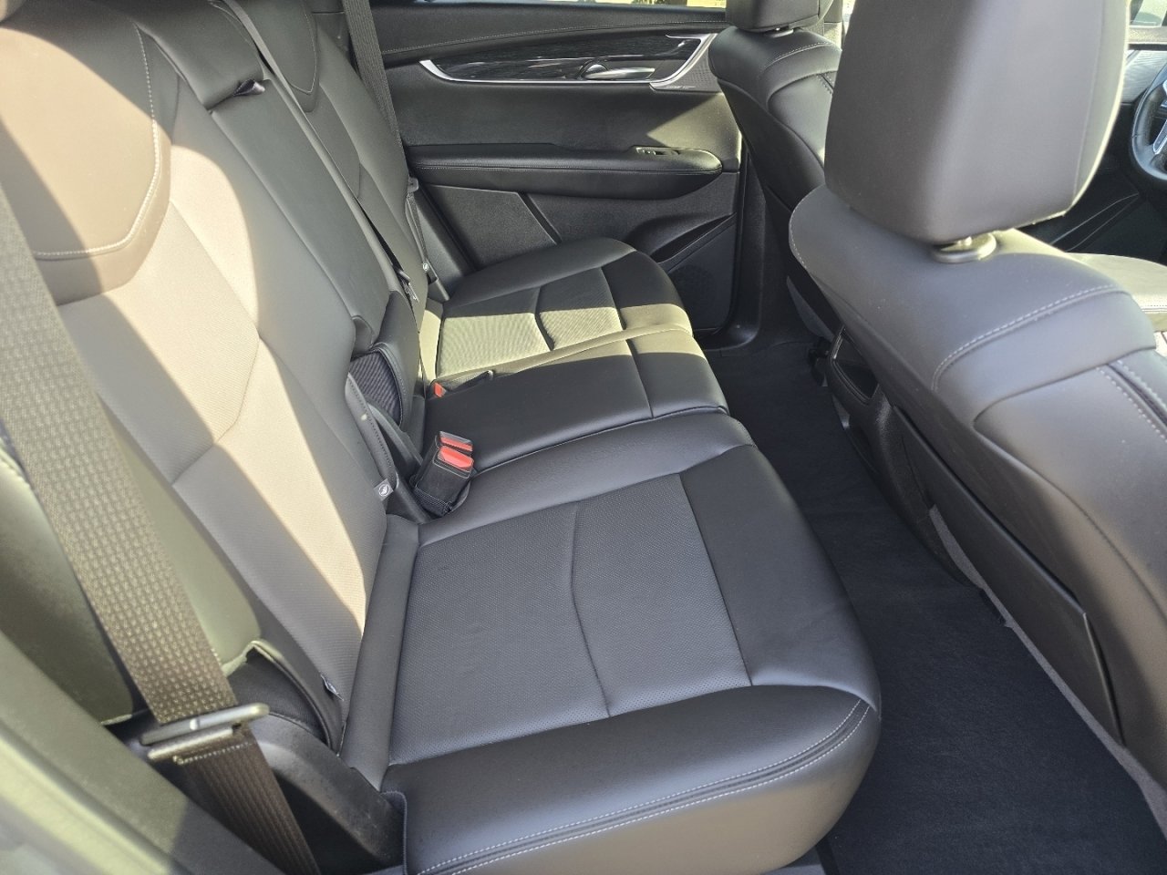 Used 2022 Cadillac XT5 Premium Luxury w/ LPO, Premium Carpet Package image 22