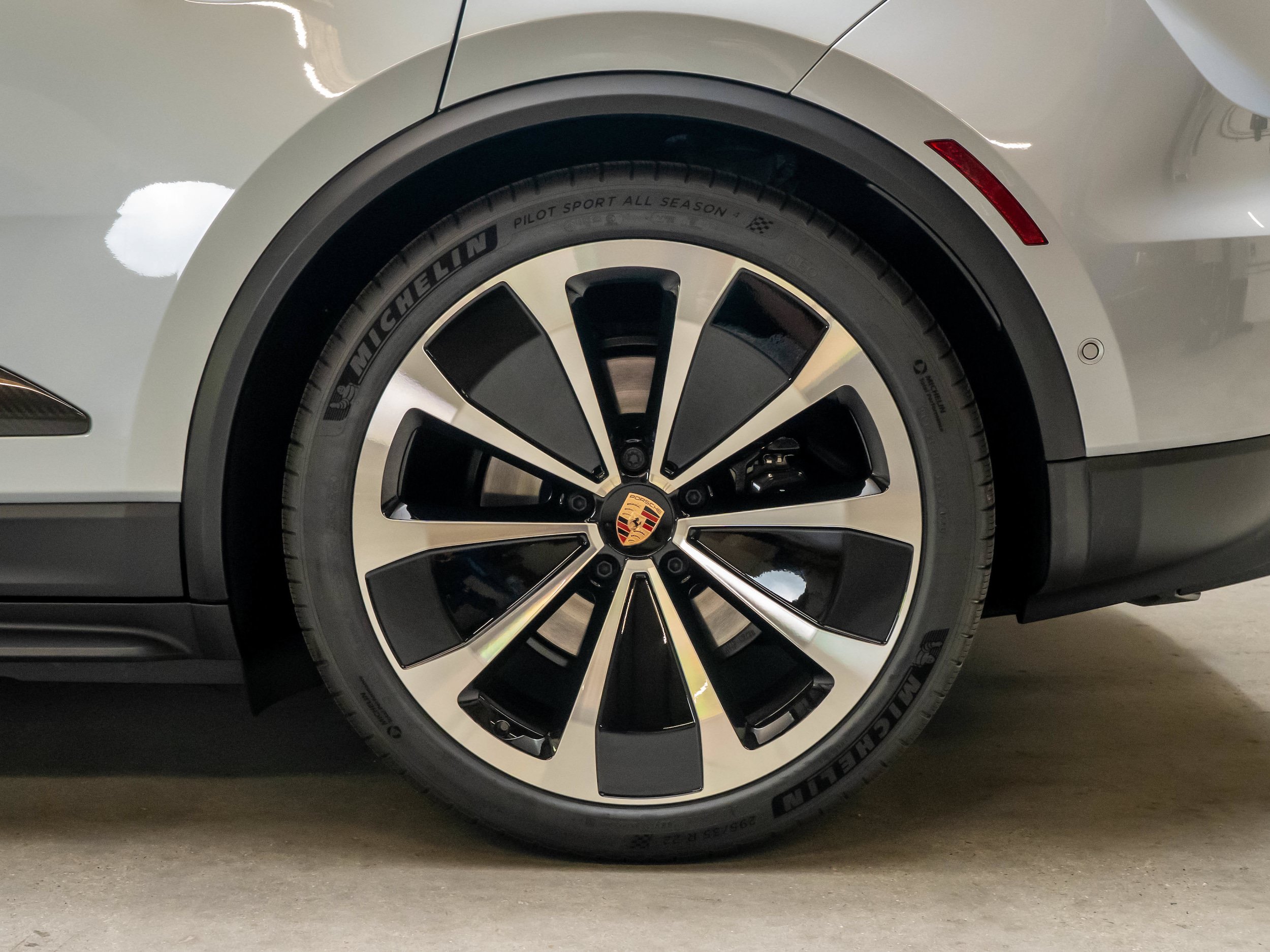 New 2026 Porsche Macan GTS Electric AWD/4WD image 20