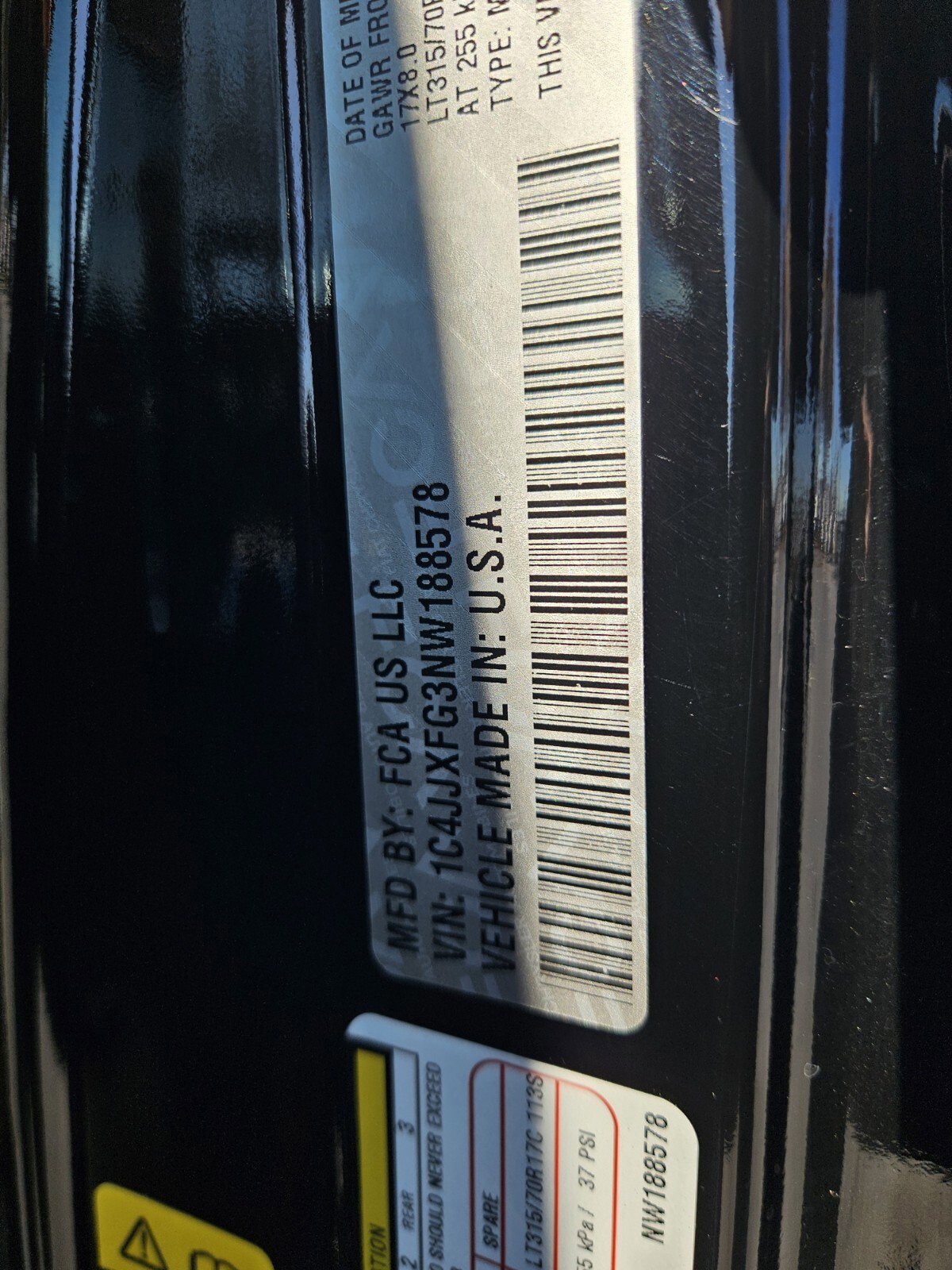 Used 2022 Jeep Wrangler Unlimited Rubicon w/ Xtreme Recon 35" Tire Package image 17