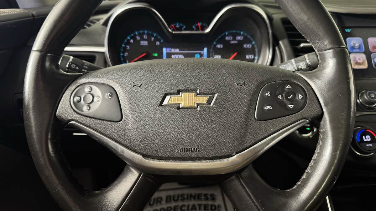 Used 2017 Chevrolet Impala Premier FWD image 15