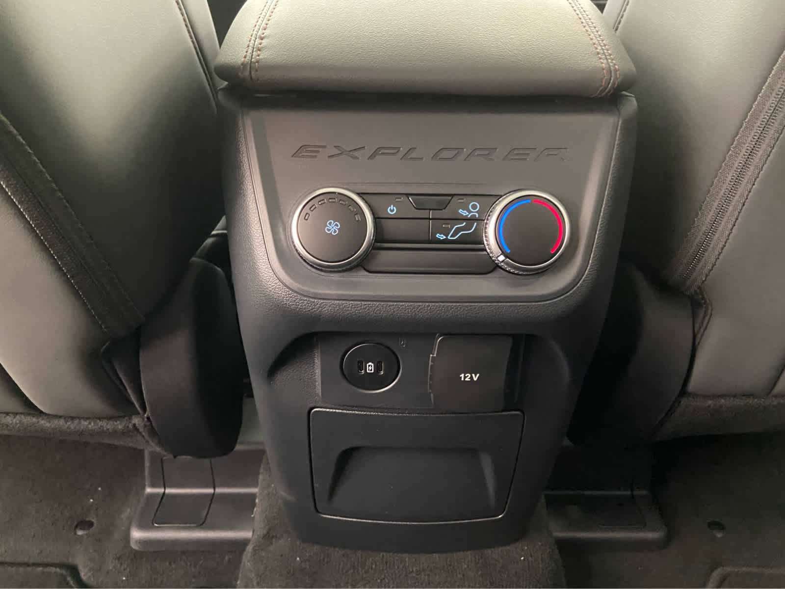 New 2026 Ford Explorer Active w/ Active Comfort Package image 19