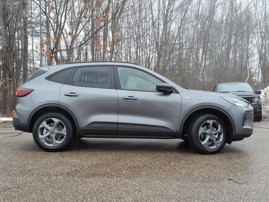 New 2026 Ford Escape ST-Line w/ Tech Pack #1 AWD/4WD image 4