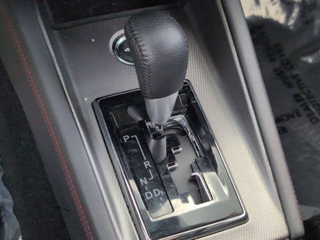 Used 2025 Mitsubishi Outlander Sport SE AWD/4WD image 19