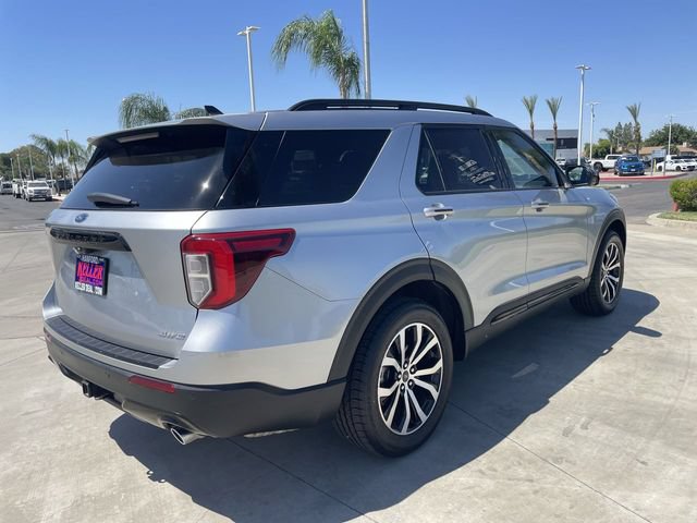 Used 2023 Ford Explorer ST-Line w/ Class IV Trailer Tow Package AWD/4WD image 8