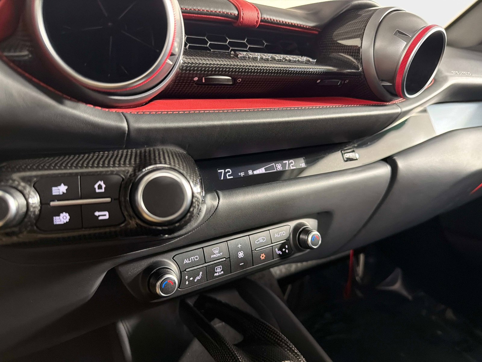 Used 2021 Ferrari 812 GTS RWD image 35