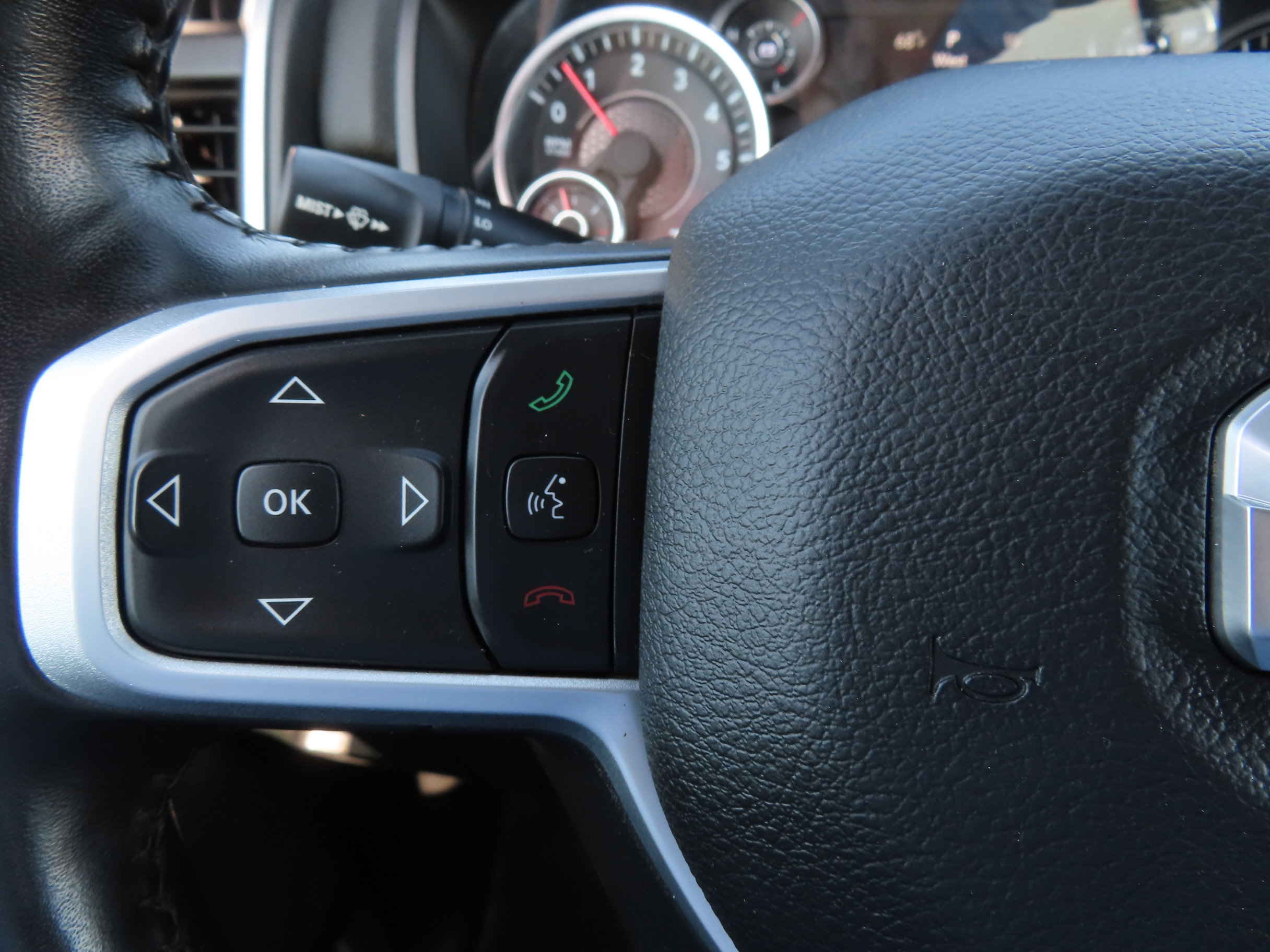 Used 2023 RAM 1500 Big Horn AWD/4WD image 18