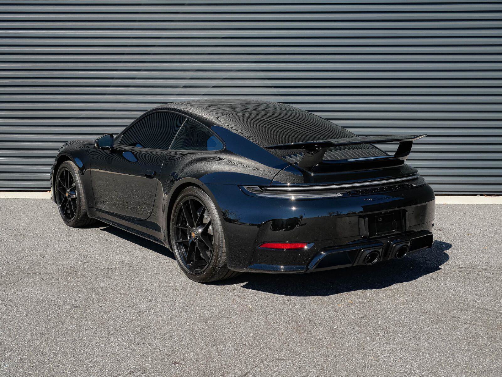 Used 2025 Porsche 911 Carrera 4 GTS AWD/4WD image 3