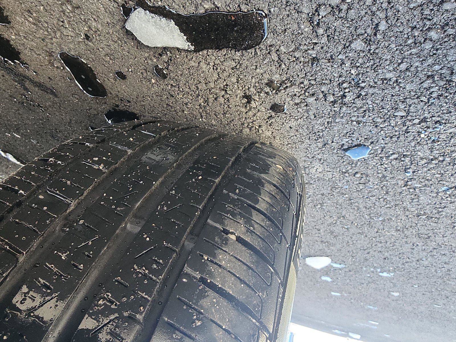 Used 2021 BMW 430i xDrive Coupe w/ Premium Package image 10