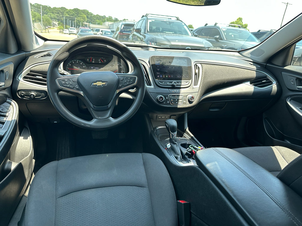 Used 2024 Chevrolet Malibu LT FWD image 10