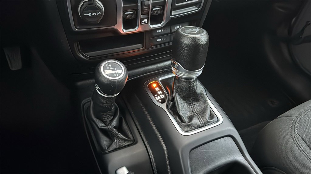 Used 2021 Jeep Wrangler Unlimited Sport image 37