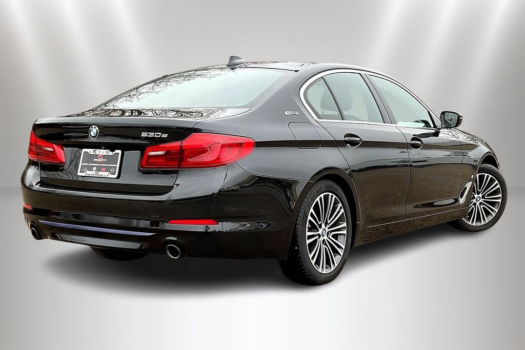 Used 2019 BMW 530e xDrive w/ Convenience Package image 6