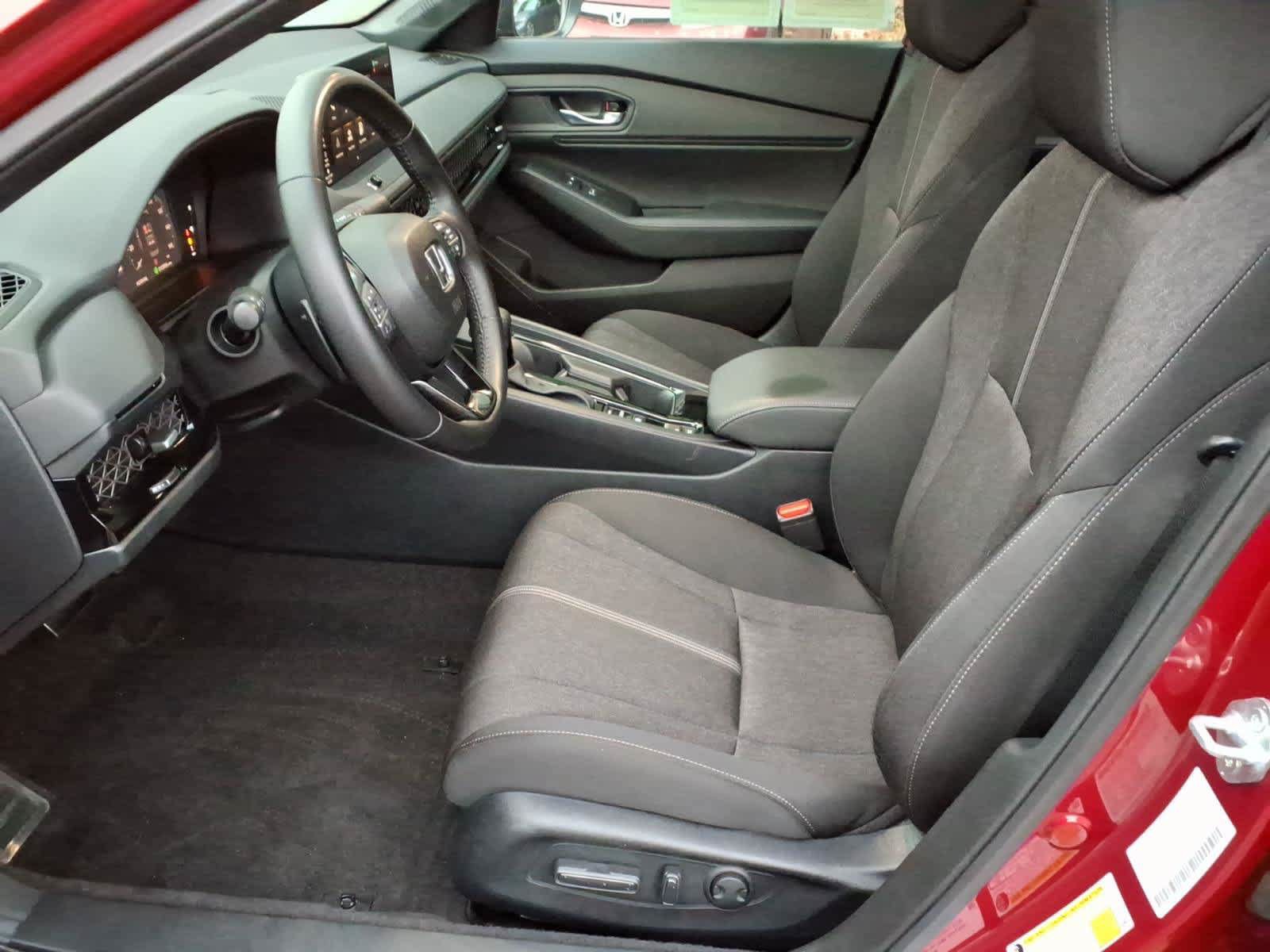 Used 2025 Honda Accord Sport image 13