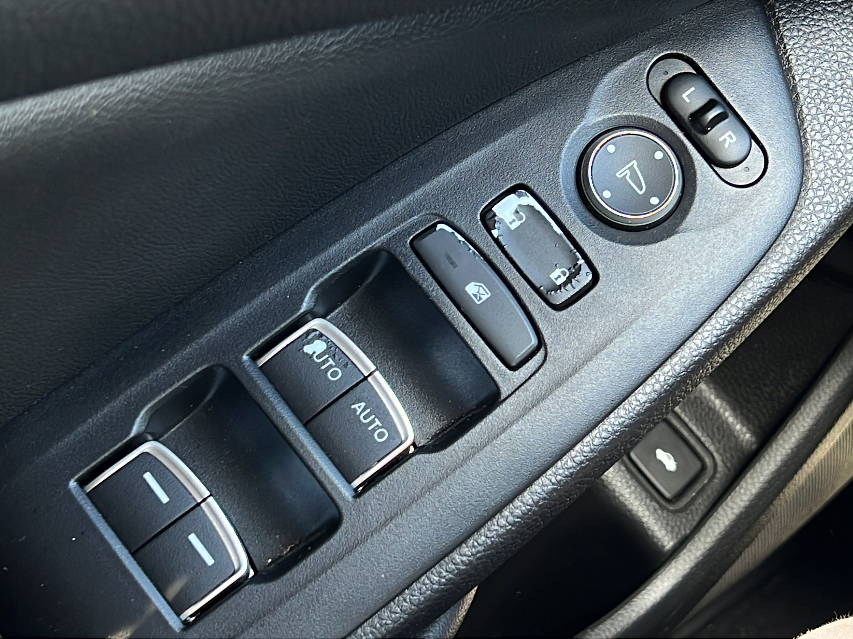 Used 2019 Honda Accord Sport image 19