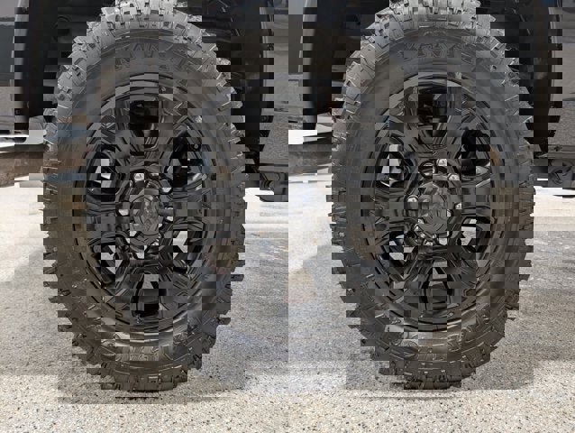 Used 2016 RAM 2500 Big Horn w/ Black Appearance Group image 11