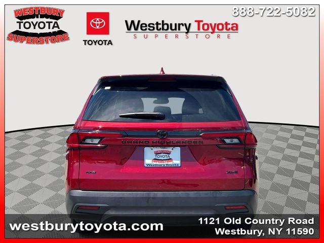 Used 2026 Toyota Grand Highlander AWD image 9