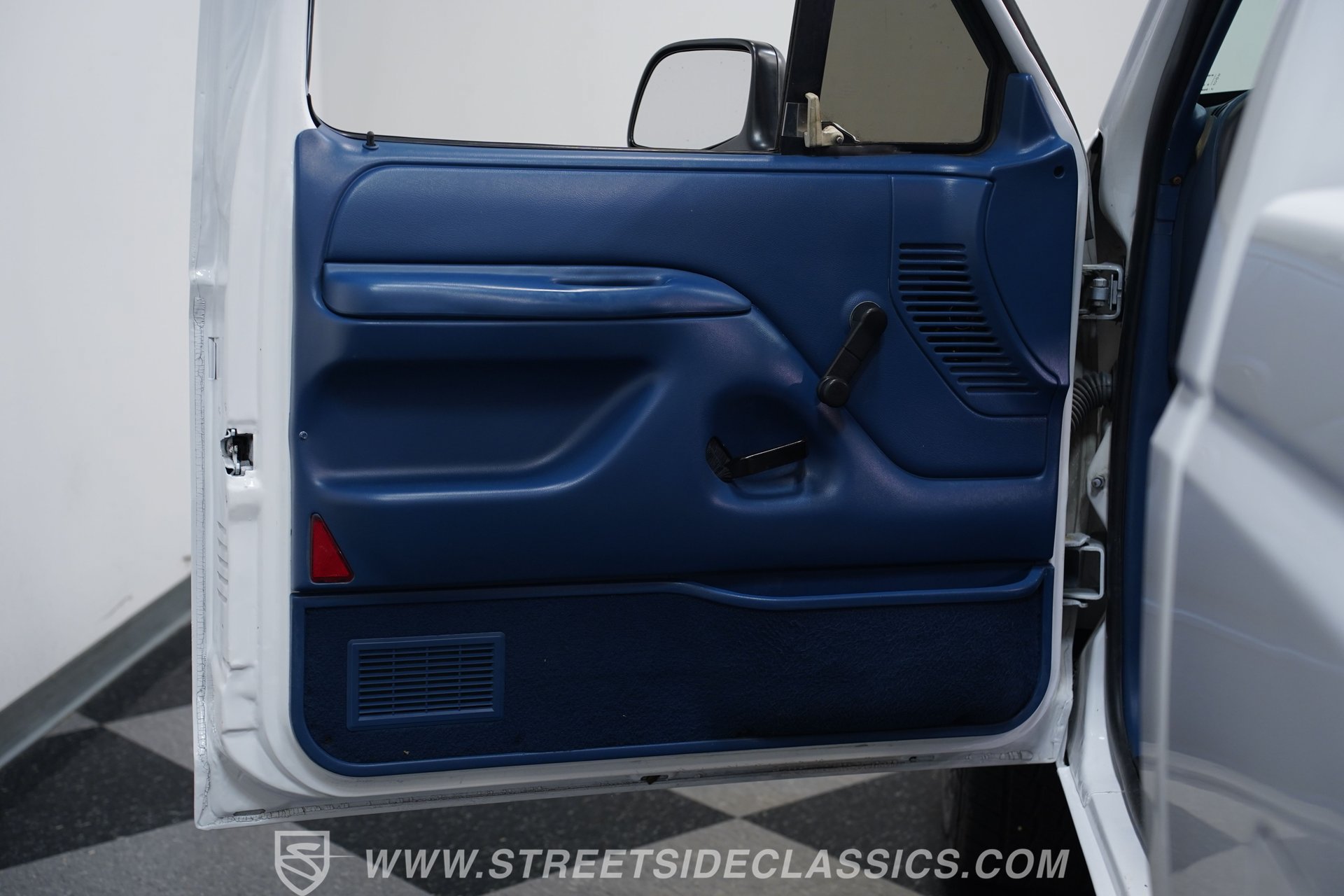 Used 1994 Ford F150 XL RWD image 37