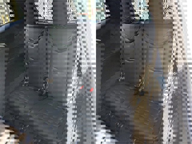 New 2025 Cadillac XT6 Luxury image 17