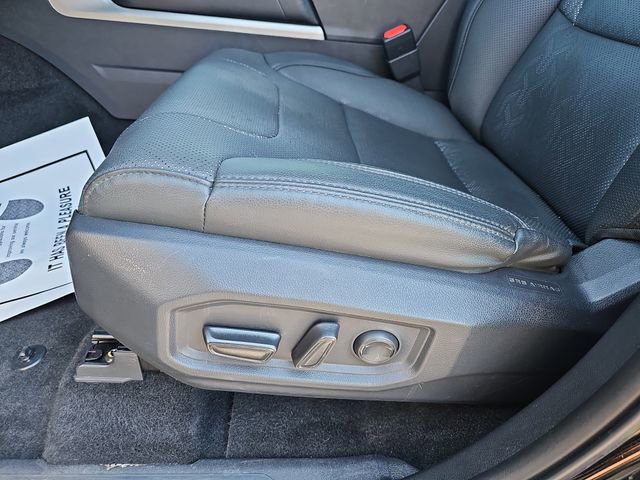 Used 2024 Toyota Sequoia SR5 w/ SR5 Premium Package AWD/4WD image 18