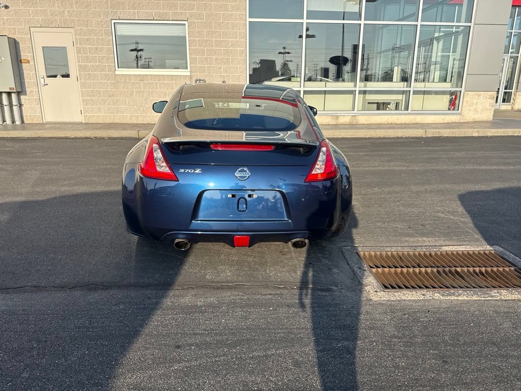 Used 2013 Nissan 370Z Coupe w/ Sport Pkg RWD image 3