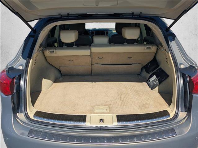 Used 2011 INFINITI FX35 2WD w/ Premium Pkg image 6