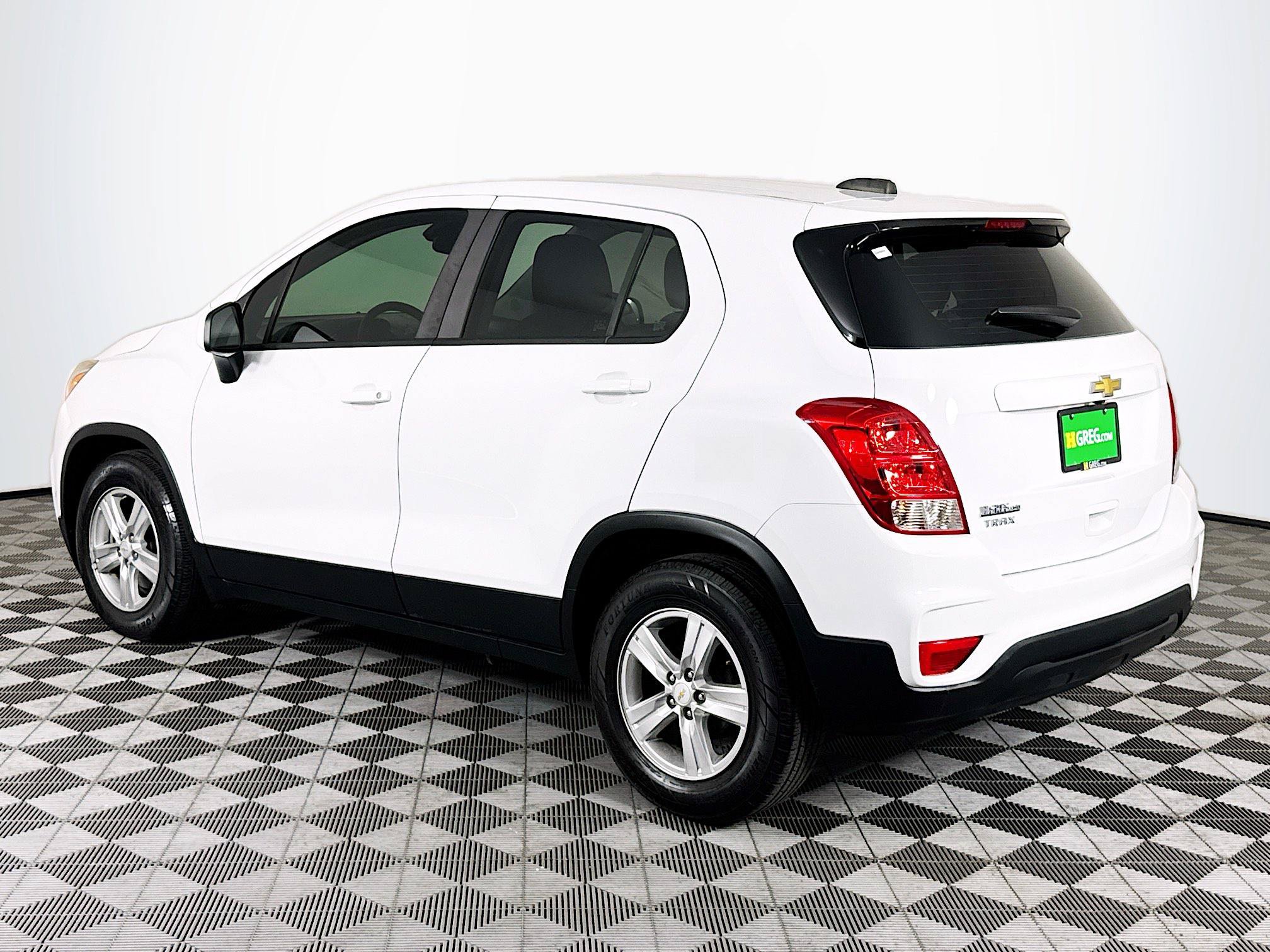 Used 2020 Chevrolet Trax LS FWD image 6