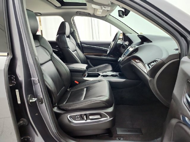 Used 2020 Acura MDX SH-AWD image 18