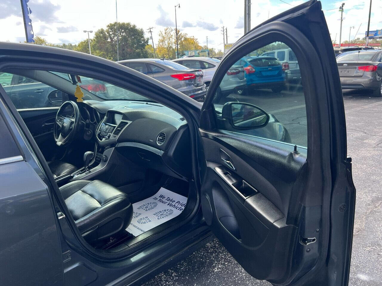 Used 2013 Chevrolet Cruze LT image 12