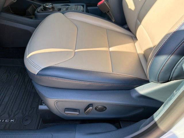 Used 2025 Ford Maverick Lariat w/ 4K Tow Package AWD/4WD image 23