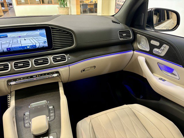 New 2026 Mercedes-Benz GLS 63 AMG 4MATIC image 16