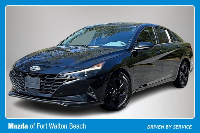 Used 2021 Hyundai Elantra SEL w/ Convenience Package image 2