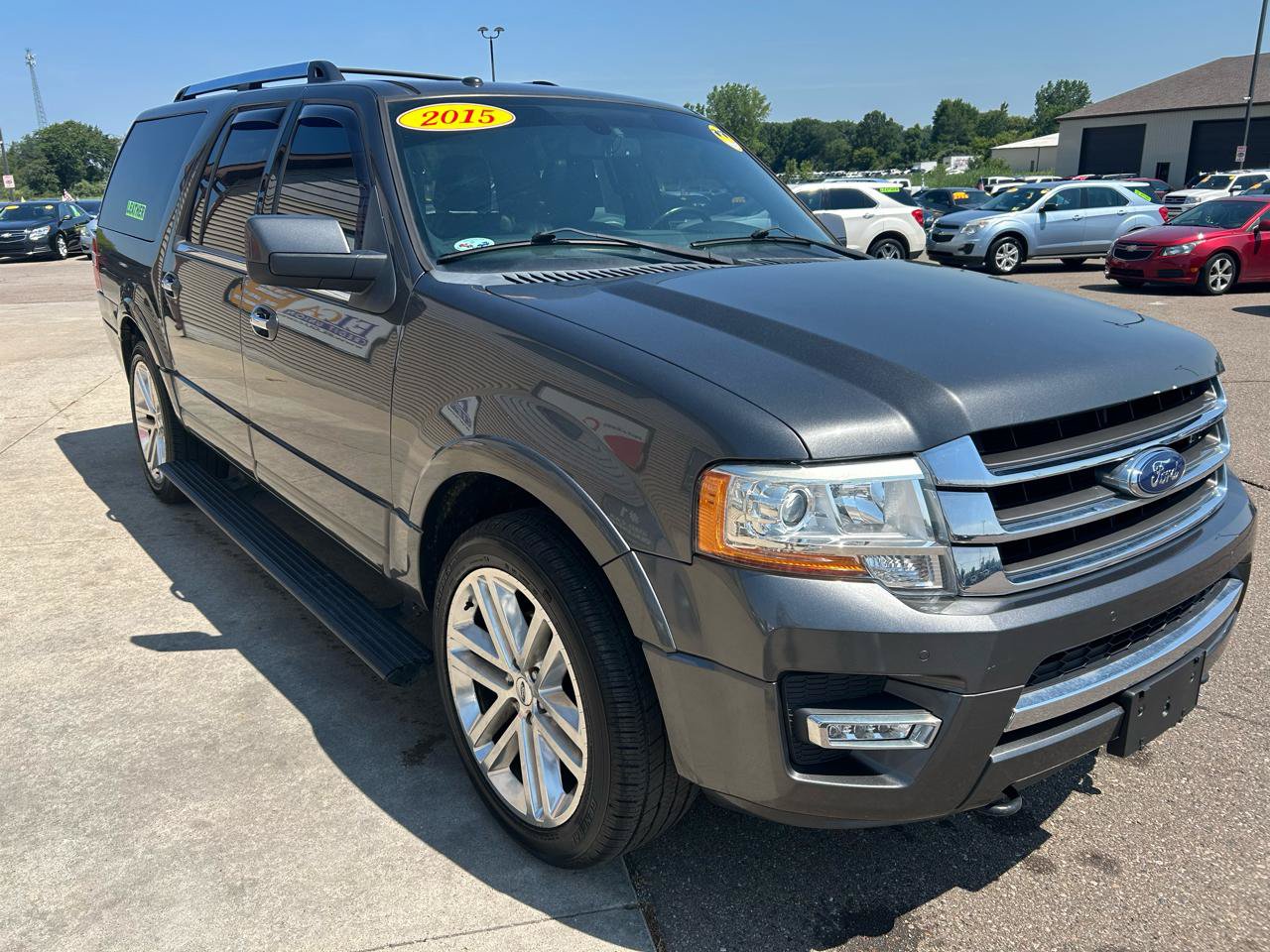 Used 2015 Ford Expedition EL Limited w/ Equipment Group 301A AWD/4WD image 3