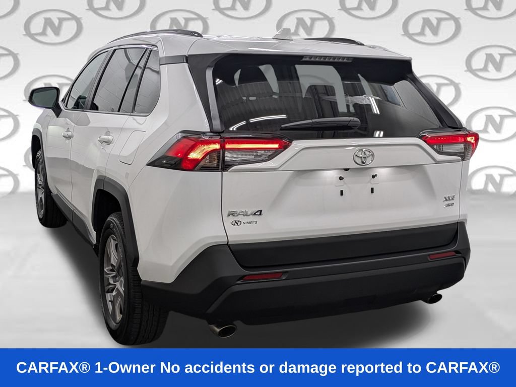 Used 2025 Toyota RAV4 XLE AWD/4WD image 22