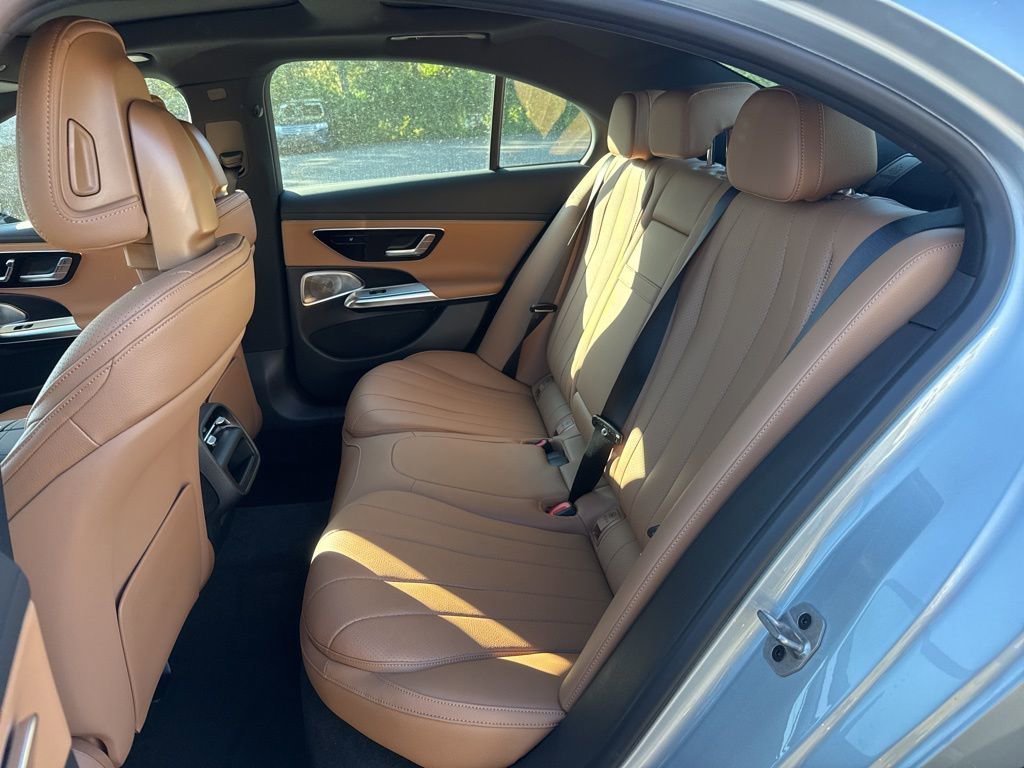 New 2026 Mercedes-Benz E 450 4MATIC Sedan image 17