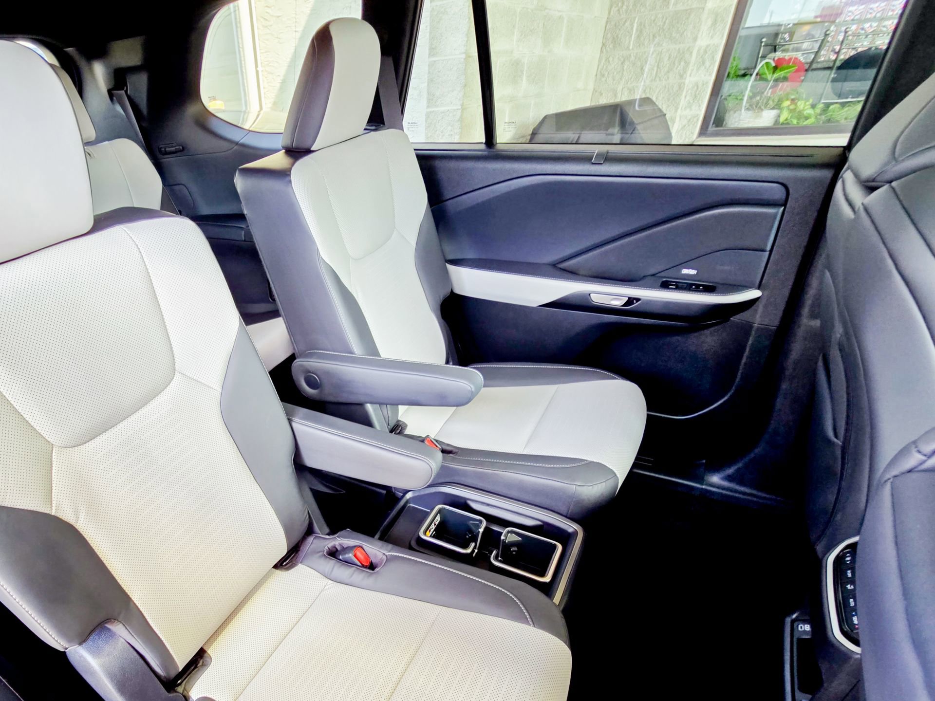 Used 2026 Lexus TX 350 AWD w/ Technology Package image 34