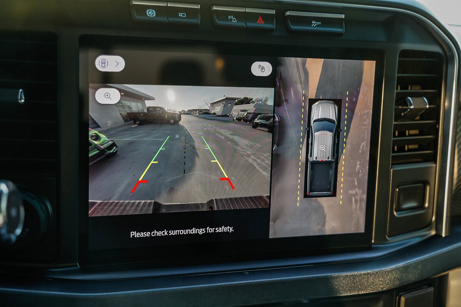 Used 2024 Ford F250 Limited image 24