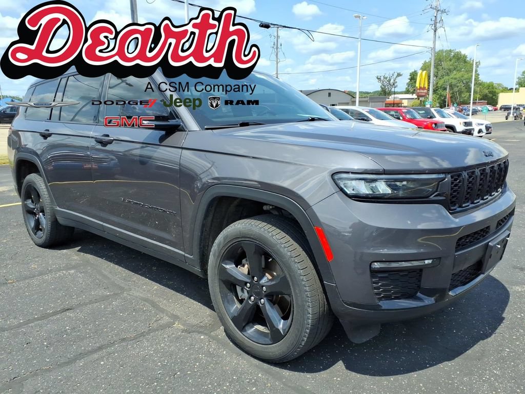 Used 2024 Jeep Grand Cherokee L Limited w/ Black Appearance Package AWD/4WD image 1