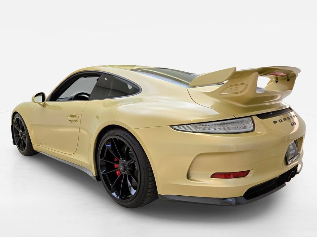 Used 2015 Porsche 911 GT3 RWD image 11