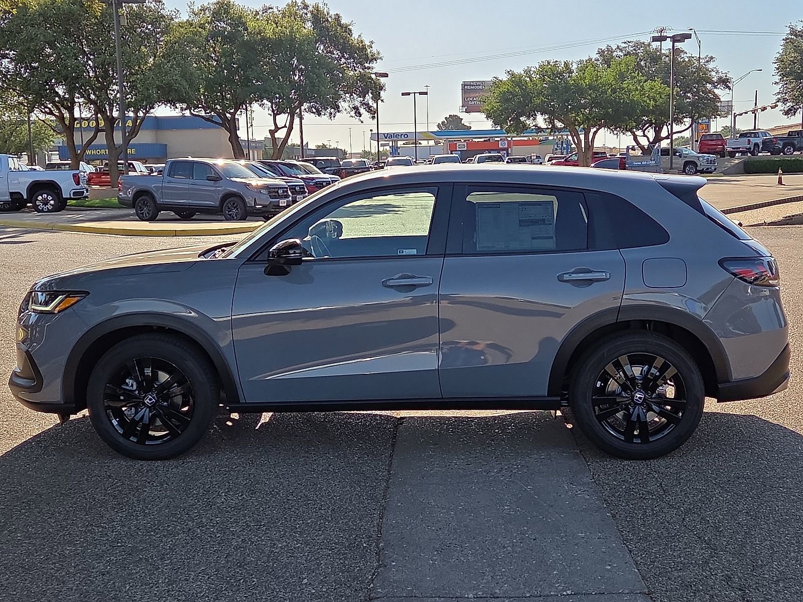 New 2027 Honda HR-V Sport image 2