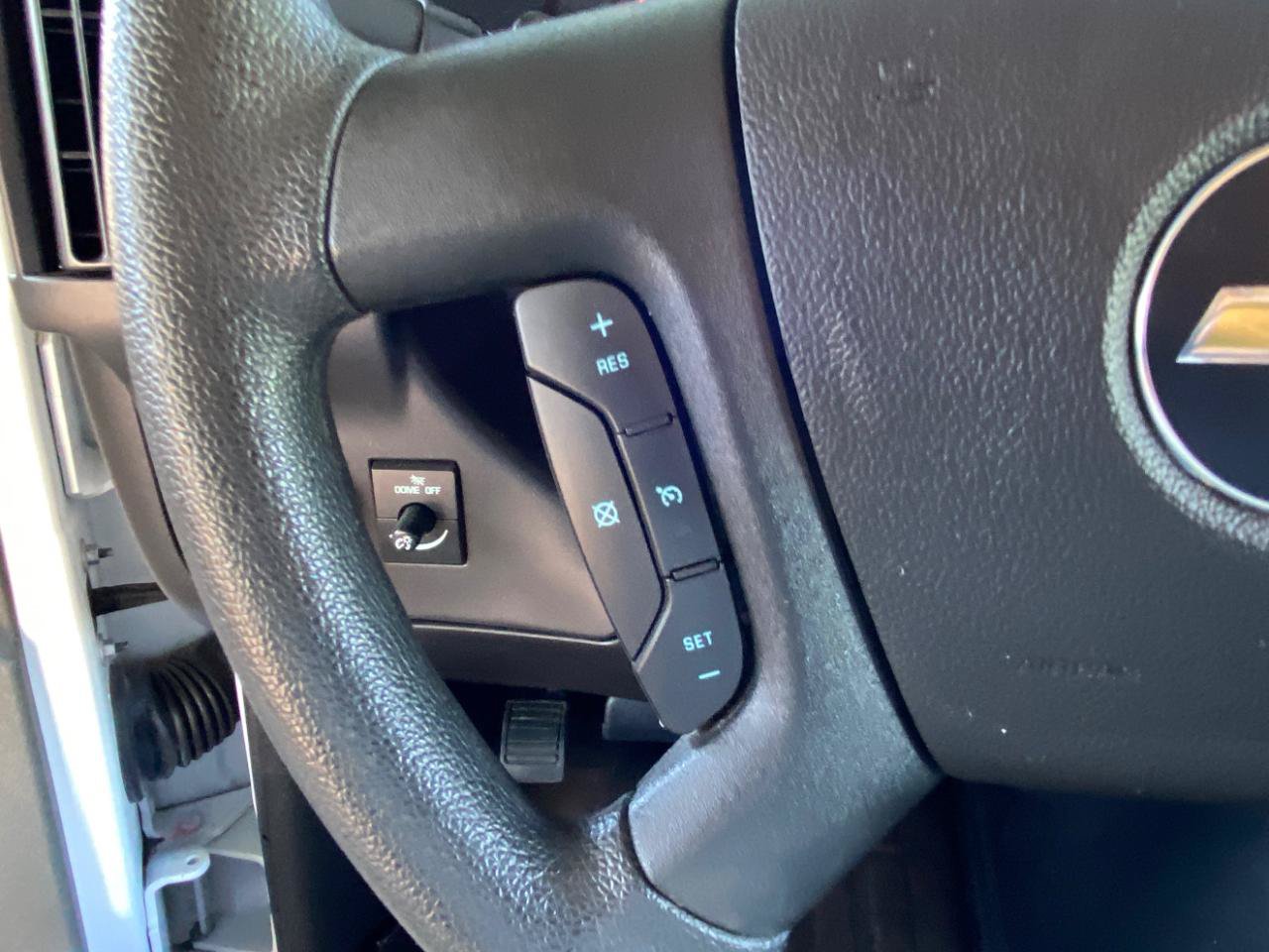 Used 2025 Chevrolet Express 2500 w/ Driver Convenience Package RWD image 41