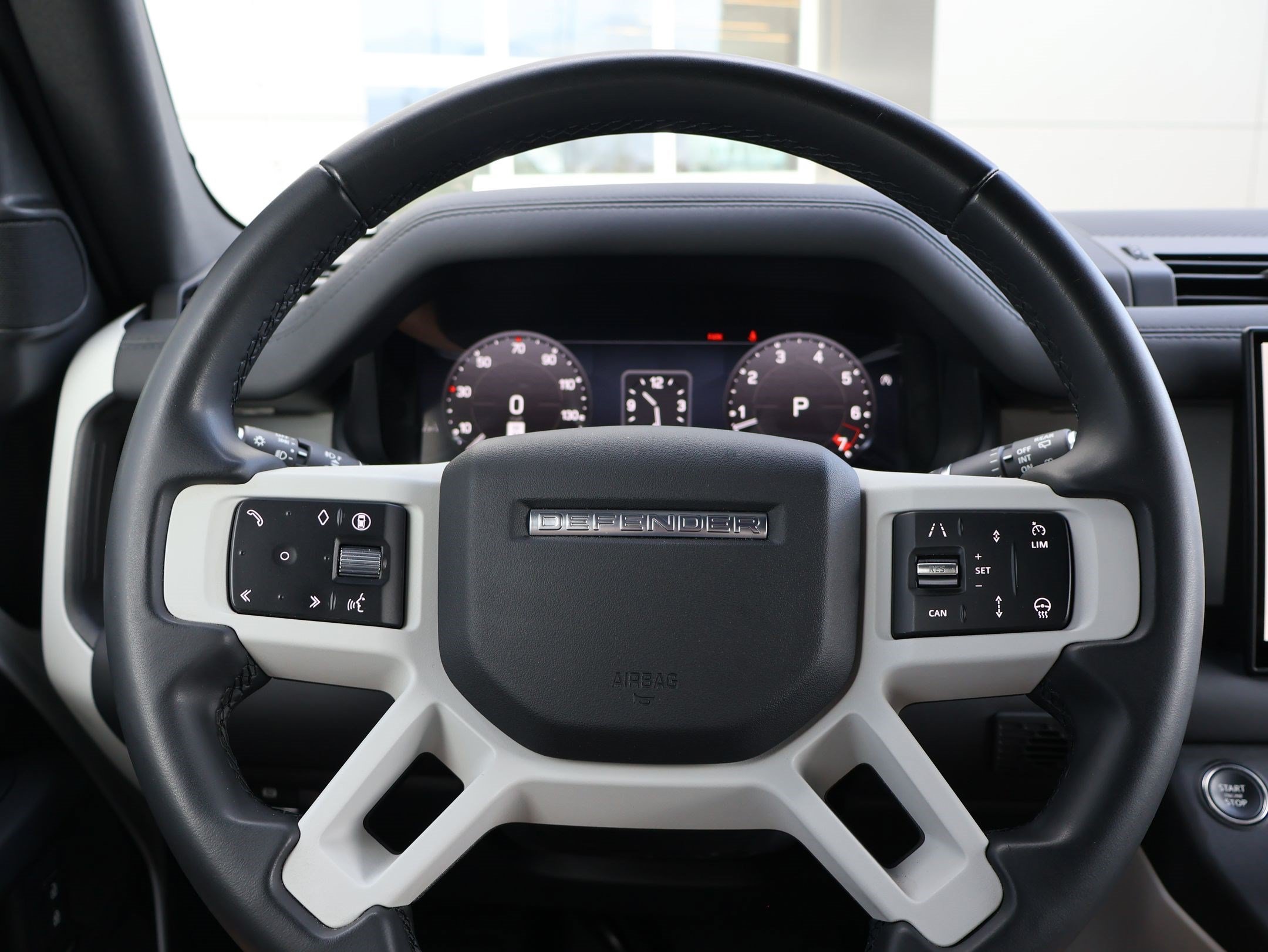 Used 2025 Land Rover Defender 110 S AWD/4WD image 18