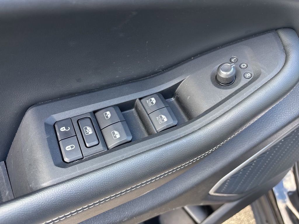 Used 2022 Jeep Grand Cherokee Altitude image 17