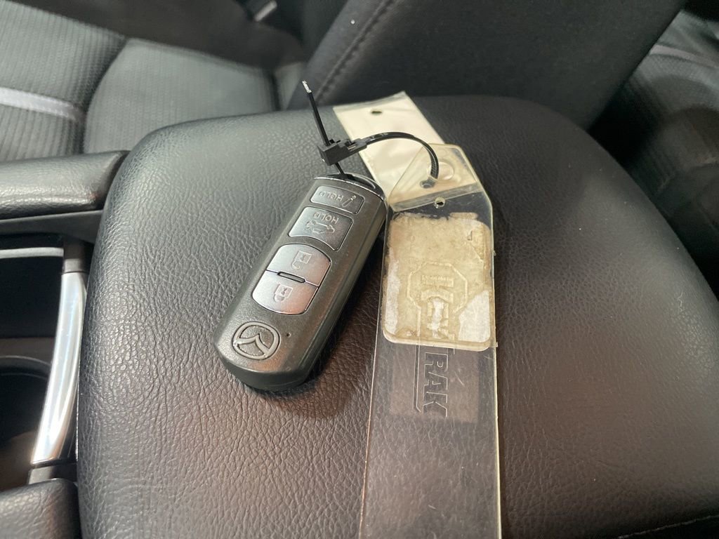 Used 2017 MAZDA MAZDA3 Sport w/ Preferred Equipment Package image 32