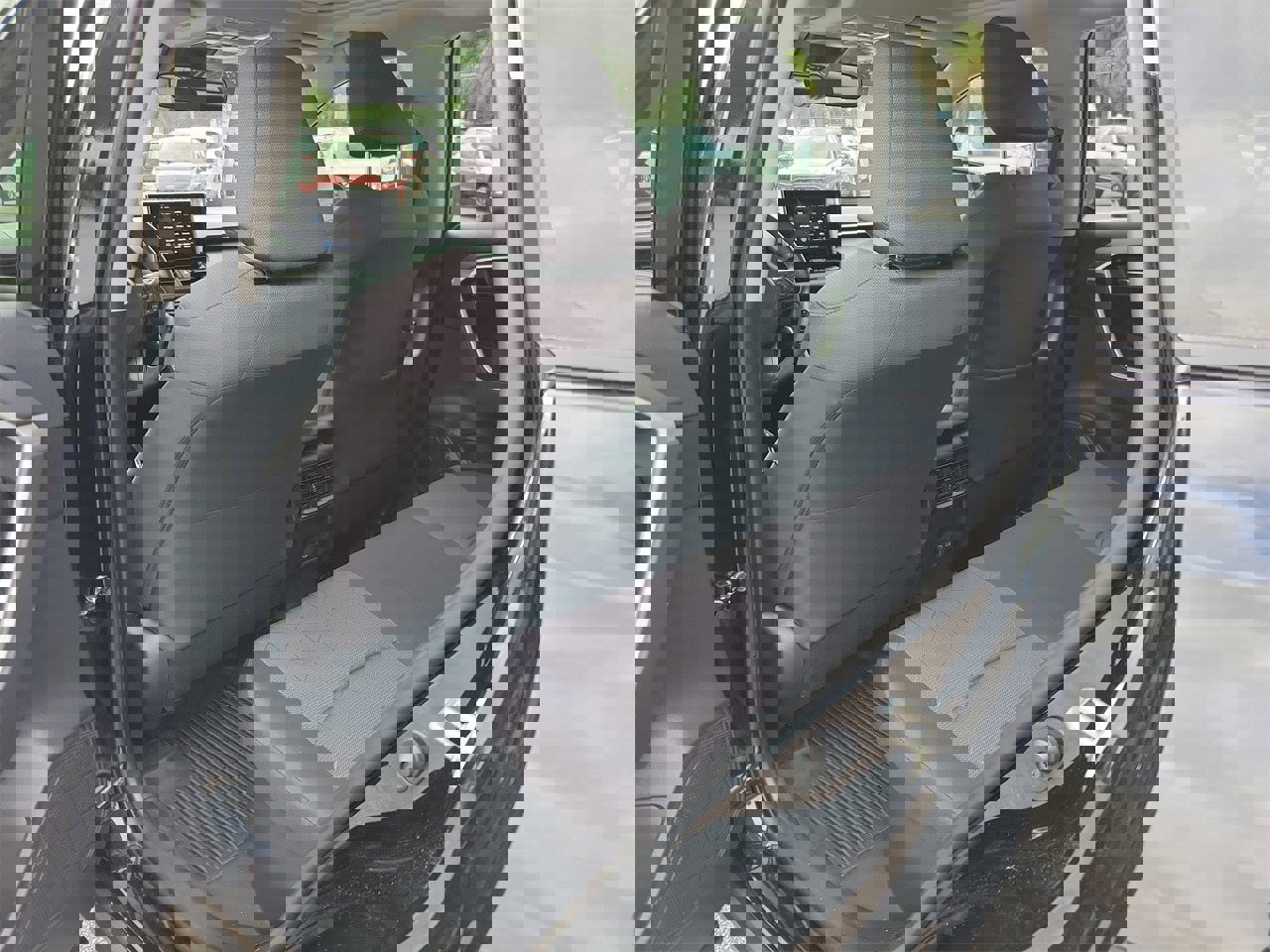 Used 2025 Toyota RAV4 XLE image 10