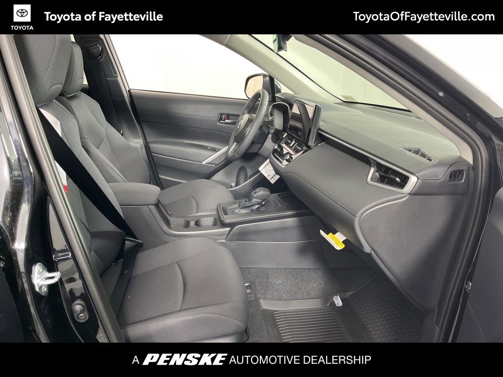 Used 2026 Toyota Corolla Cross LE w/ Moonroof Package FWD image 7