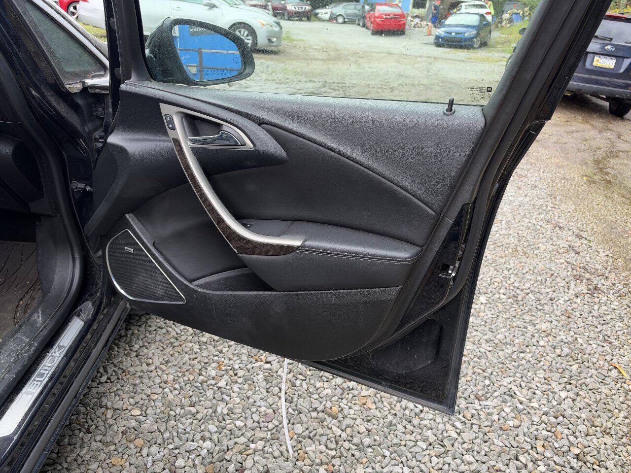 Used 2014 Buick Verano Leather FWD image 16