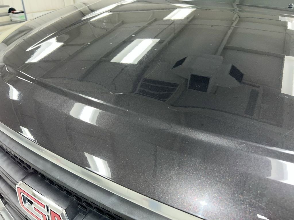 Used 2015 GMC Acadia SLE image 29