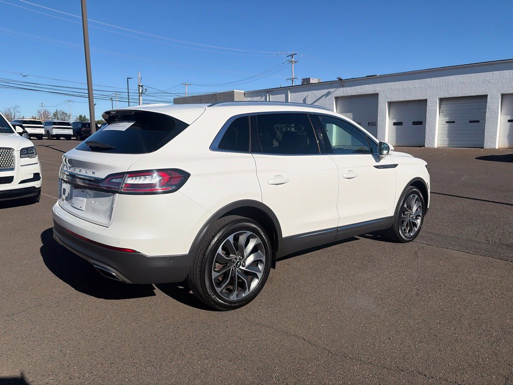Certified 2023 Lincoln Nautilus Reserve w/ Equipment Group 201A AWD/4WD image 6